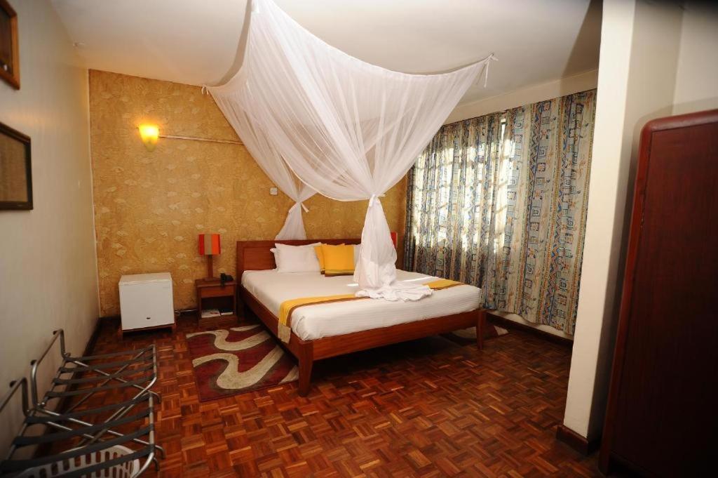 Kenya Comfort Hotel Nairobi Exterior photo