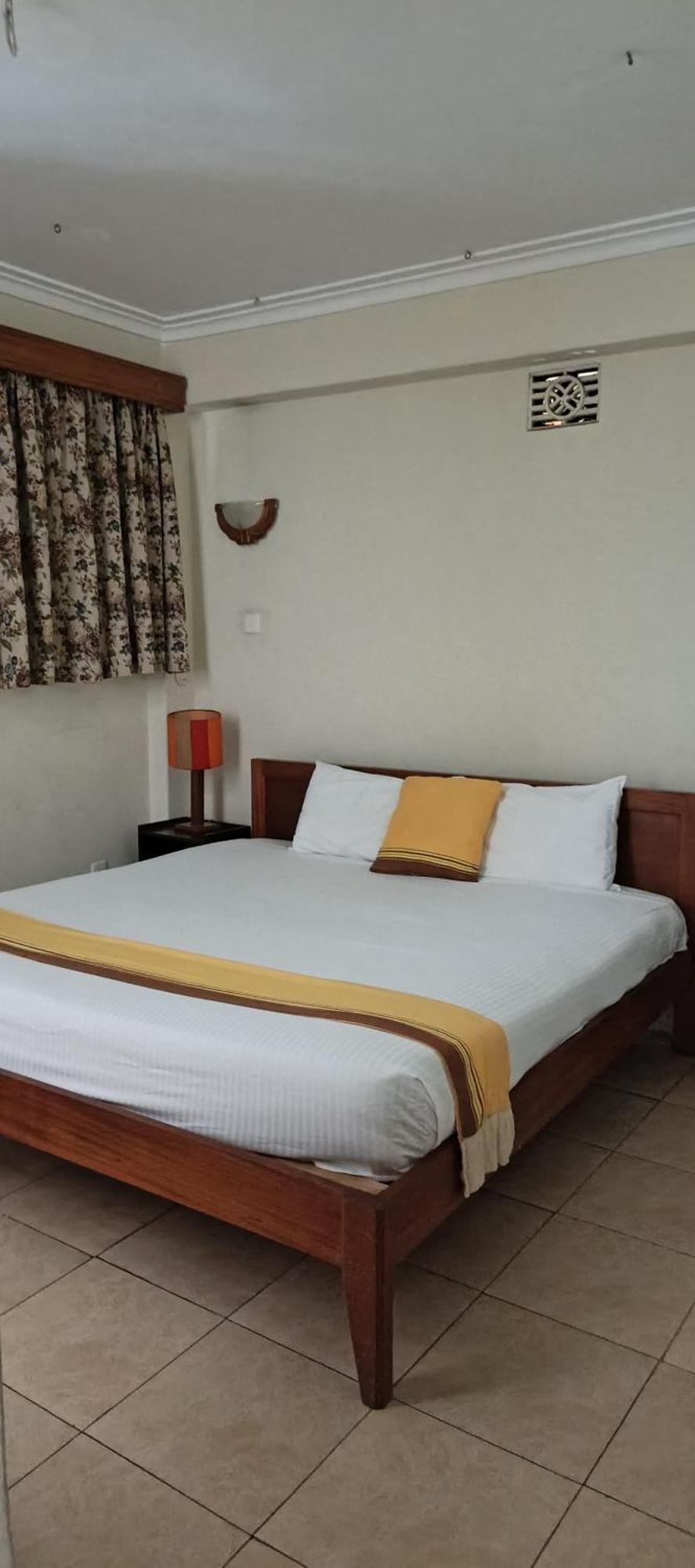 Kenya Comfort Hotel Nairobi Exterior photo